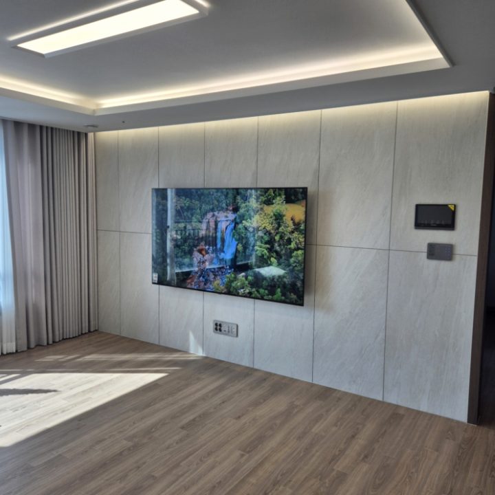 마포구 대형TV 높이 조정 현장