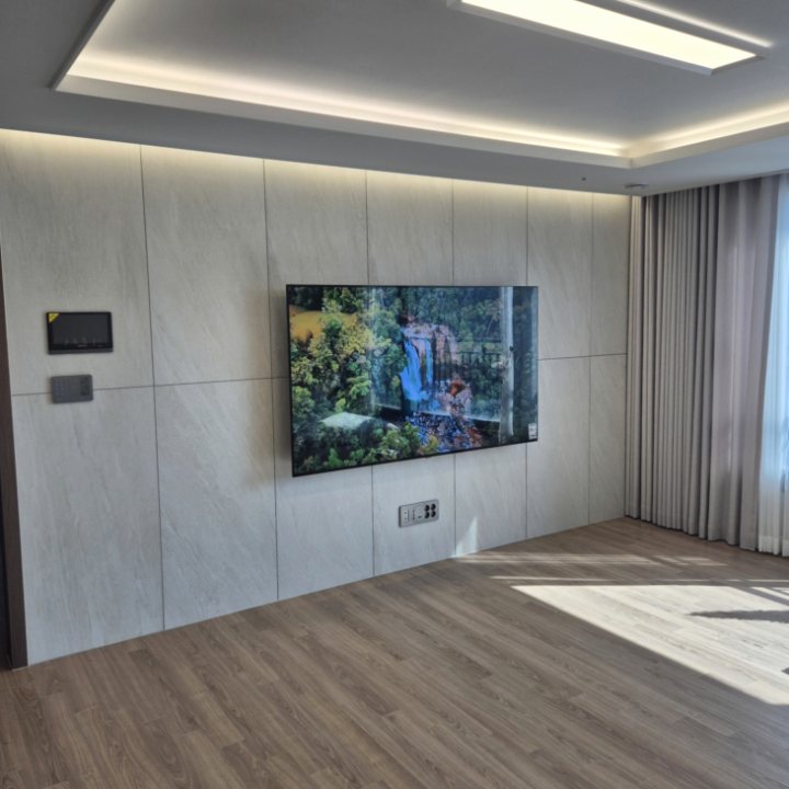 성북구 벽걸이TV 설치 현장