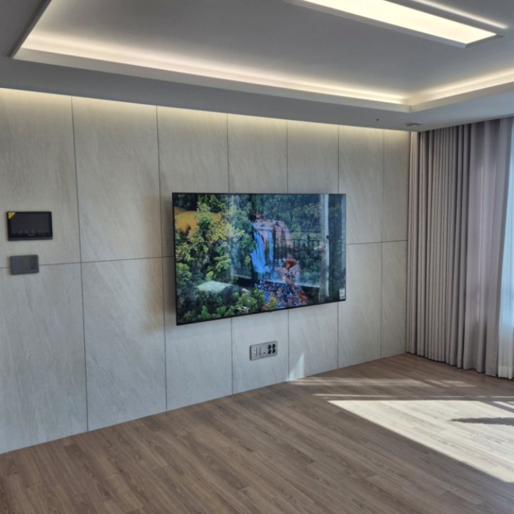 성동구 대형TV 높이 조정 현장